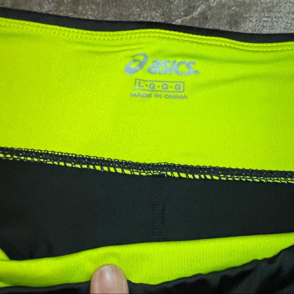ASICS capris! - Picture 2 of 3